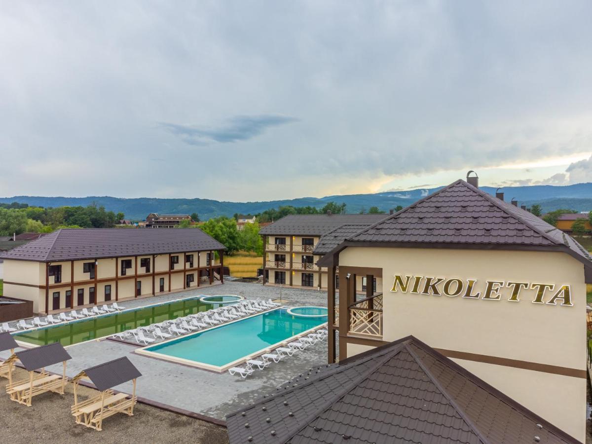 Nikoletta Hotel โซโลทวีโน ภายนอก รูปภาพ